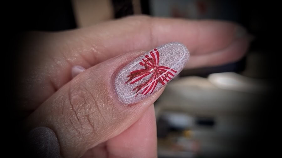 The viral bows from @nailartbysofia_